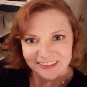 Meet your Posher, Traci